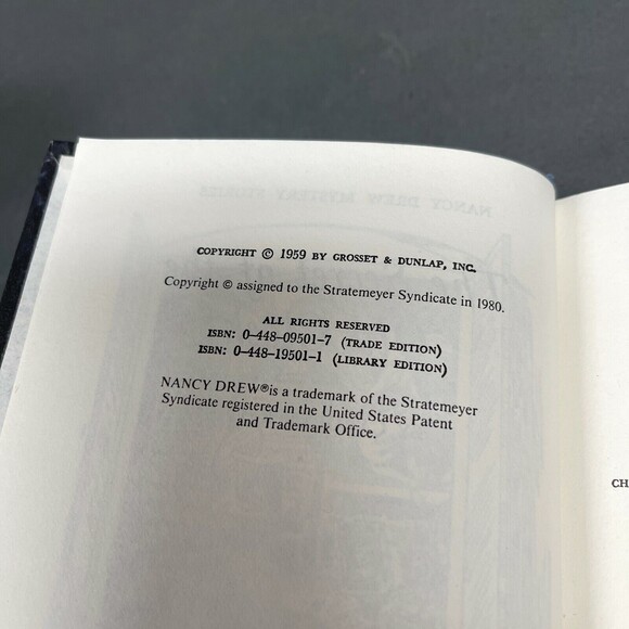 The Secret of the Old Clock by Carolyn Keene Nancy Drew Mystery Stories - Picture 2 of 6